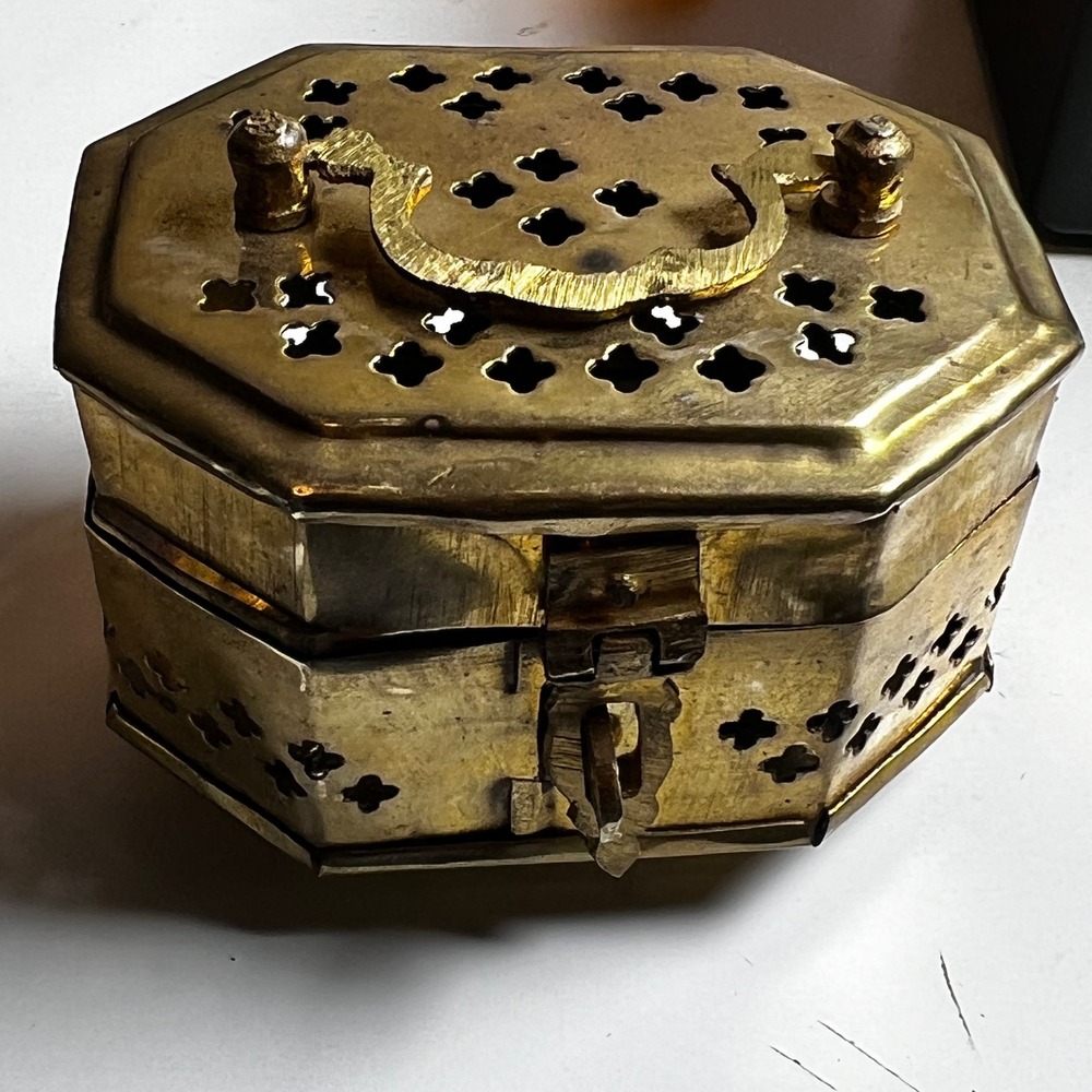 Vintage Brass Octagonal Cricket Box Gold Clover Cutout India